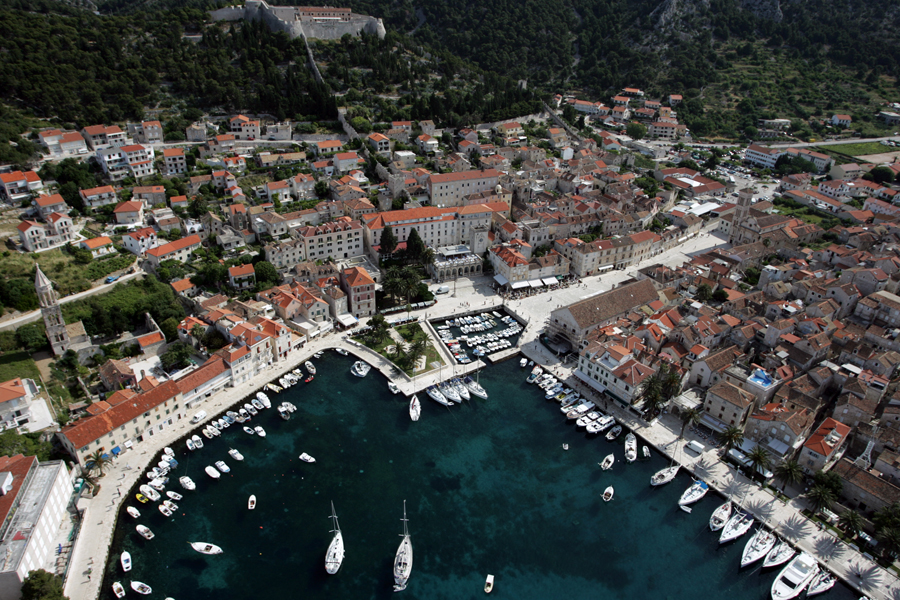 Photo of Piazza di Santo Stefano (o Piazza), Hvar Heritage